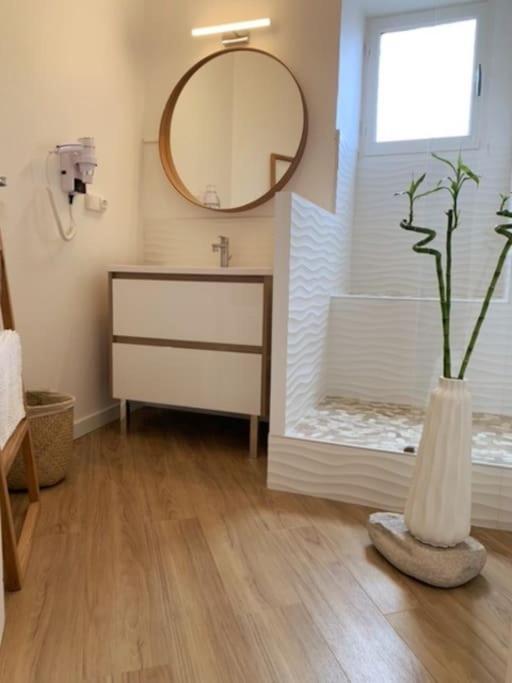 C'Est L'App'Art! Pau Centre Apartamento Exterior foto